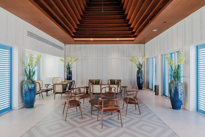 Lobby Entry