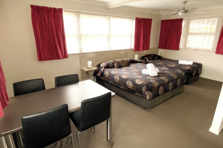 Room 11 of 52