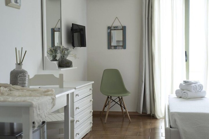 Room 54 of 64