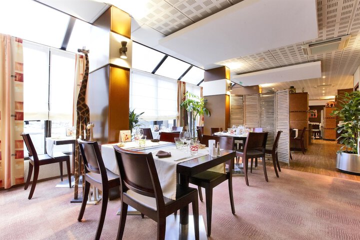 Dining Photos