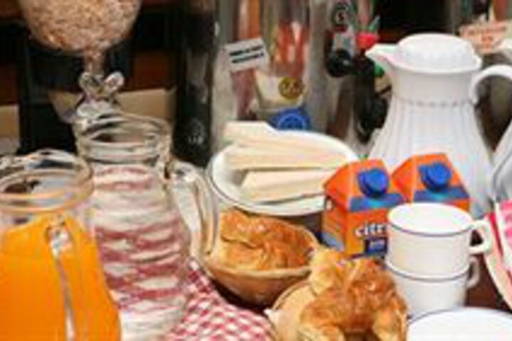Breakfast/Coffee Service 6 of 30