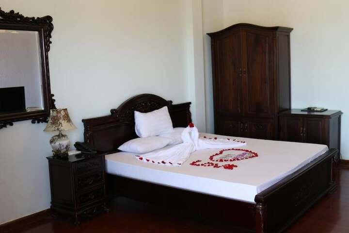Room 20 of 44