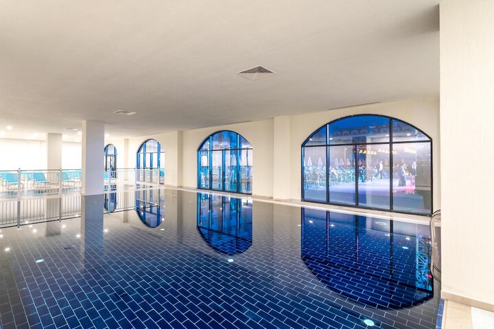 Pool 33 of 116