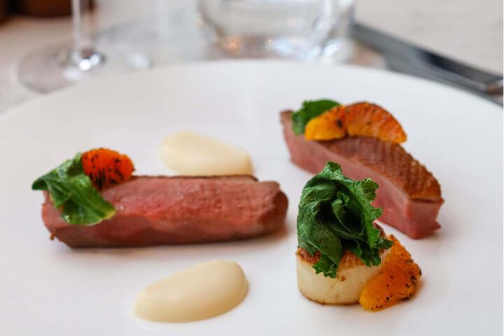 Dining 40 of 111