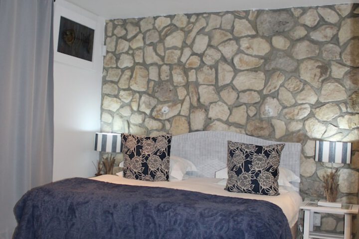 Room 18 of 43