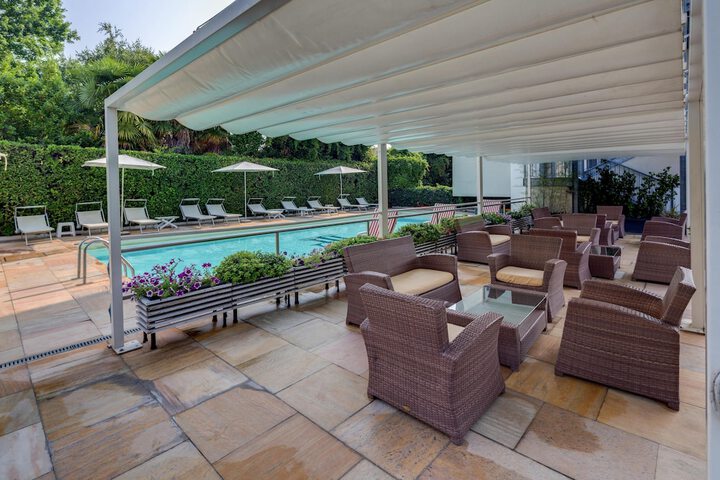 Pool 58 of 74