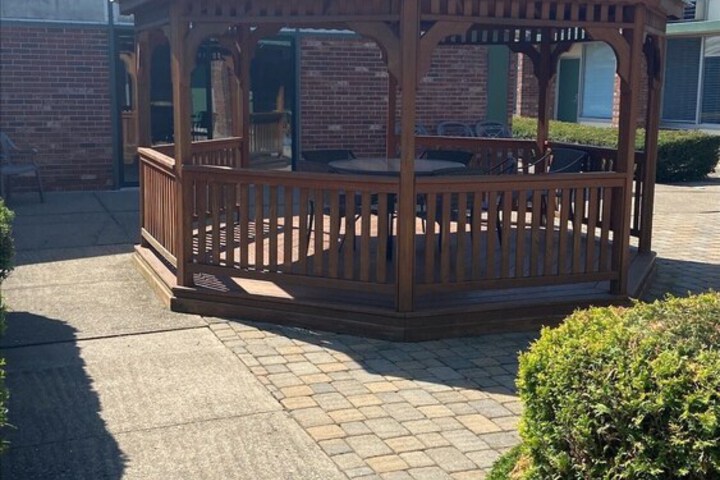 Hotel Exterior 42 of 45