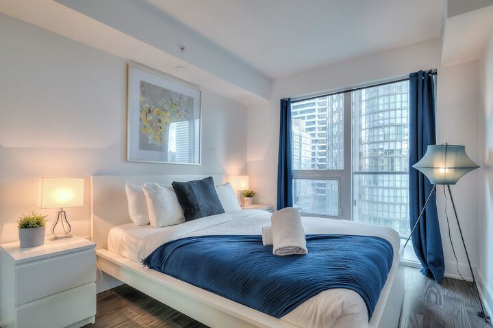 Room 21 of 32