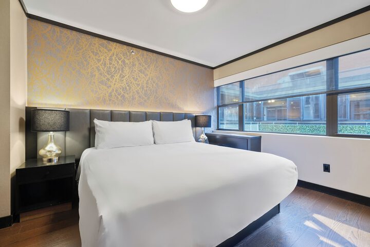 Standard | King Bed (10 of 42)