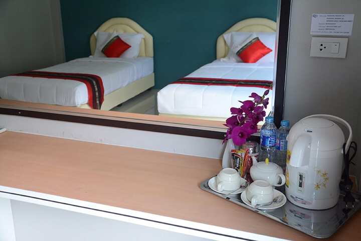 Room 9 of 26