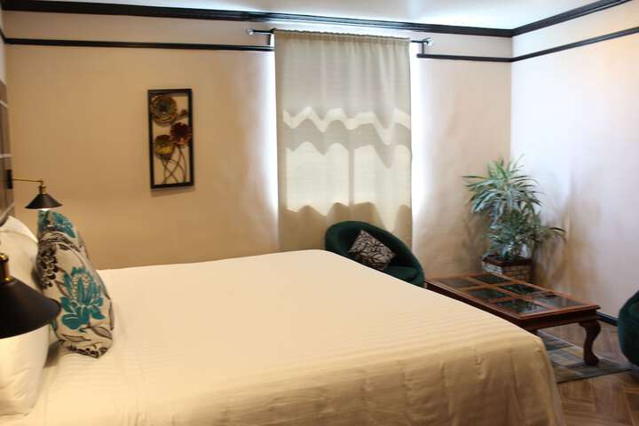 Room 12 of 42