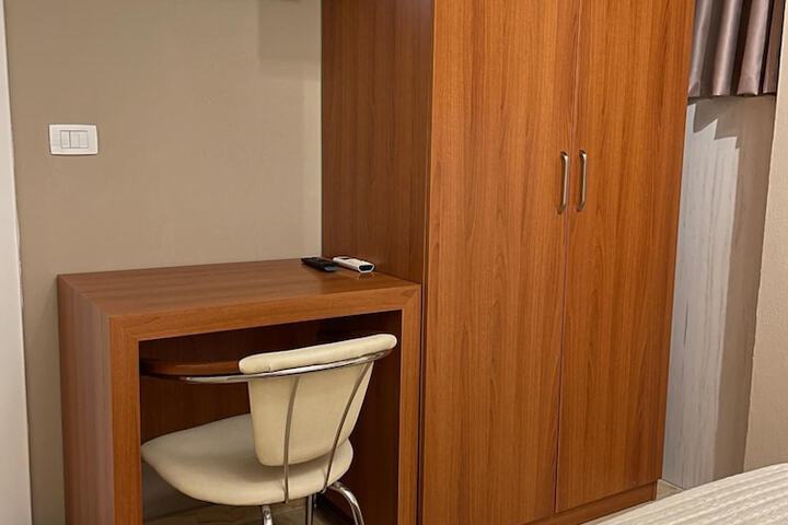 Room 10 of 55