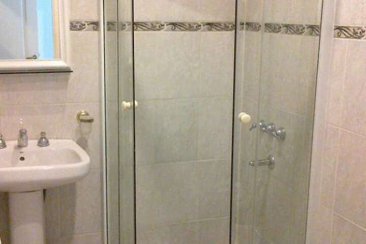 Room 5 of 32