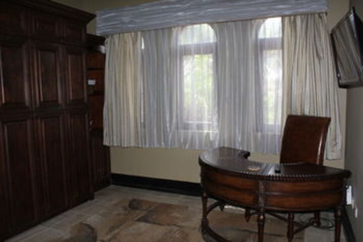 Room 78 of 181