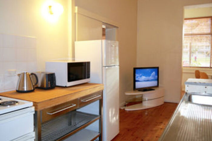 Room 12 of 24