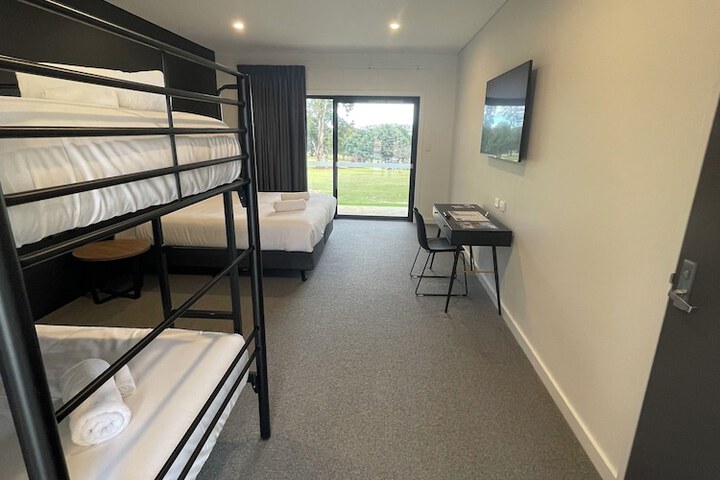 Room 8 of 36