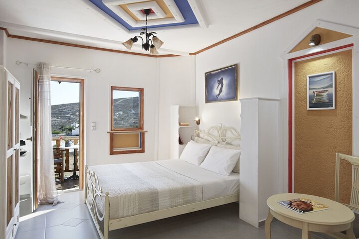 Room 3 of 49