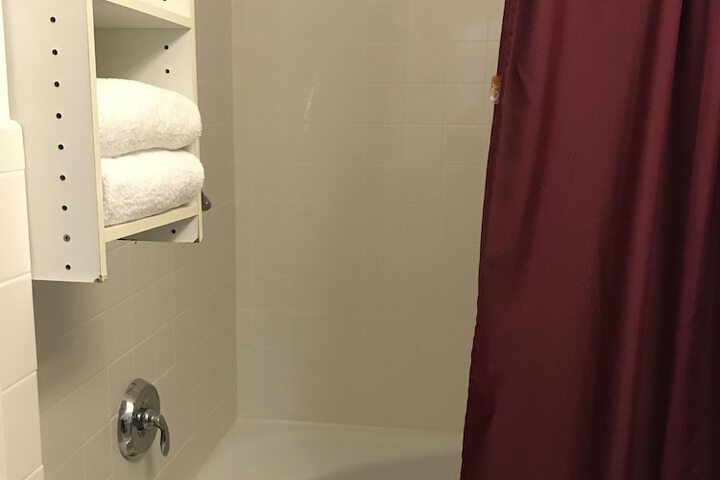 Room 49 of 84