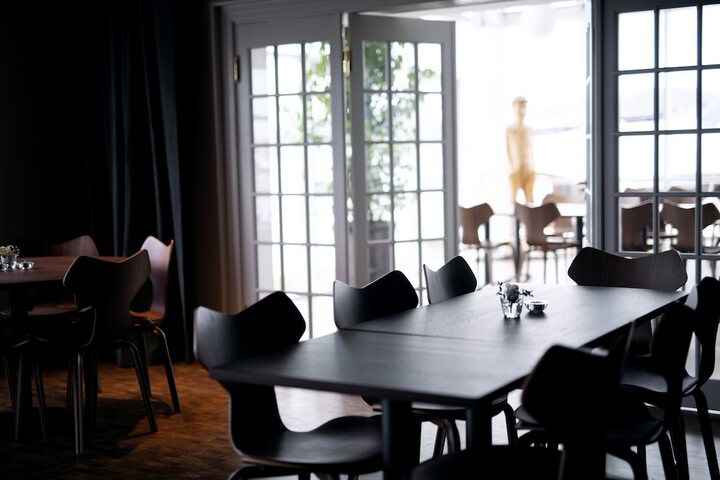 Dining 17 of 39