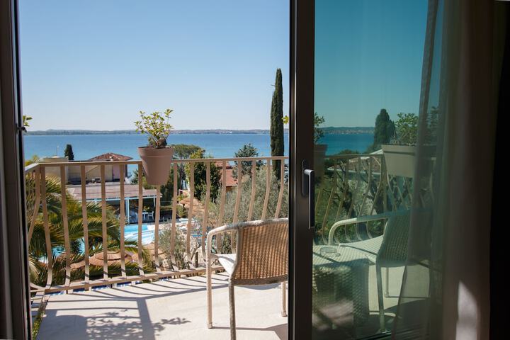 Terrace/Patio 51 of 112