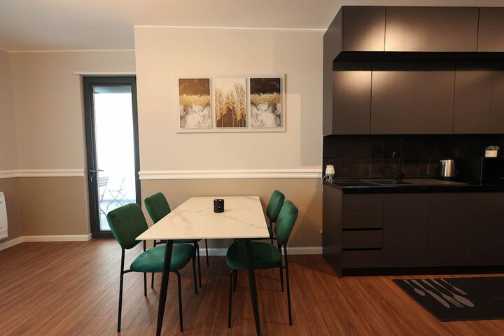 Room 73 of 169