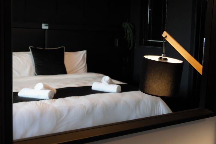 Room 20 of 65