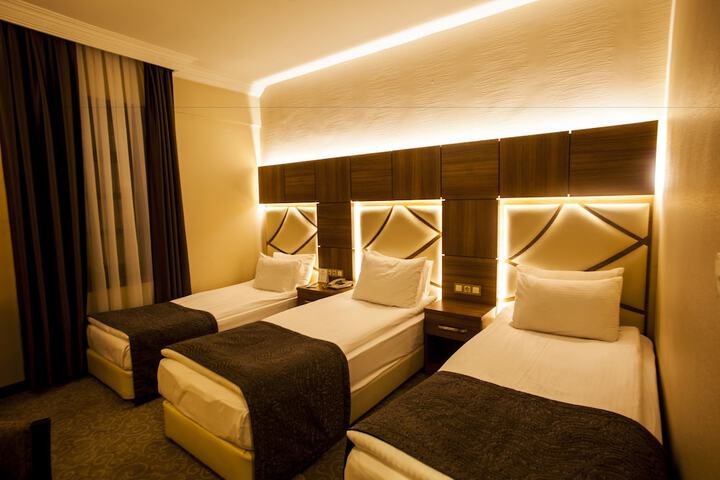 Room 28 of 54