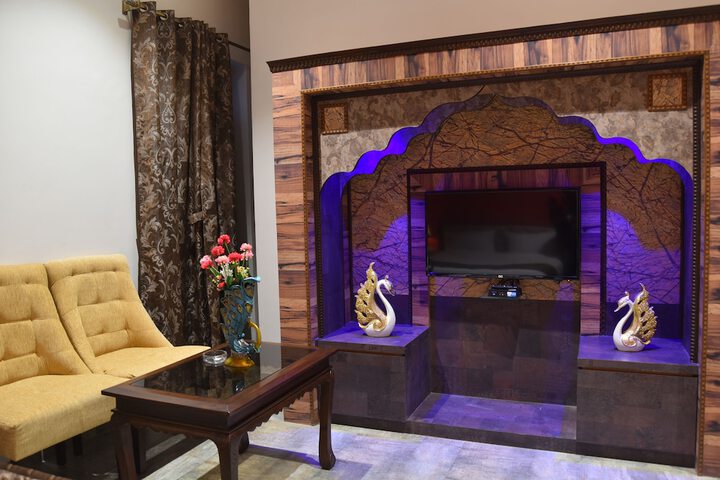 Room 20 of 36