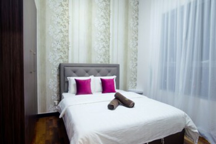 Room 44 of 60