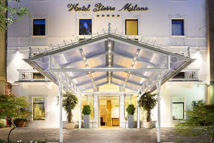Hotel Entry
