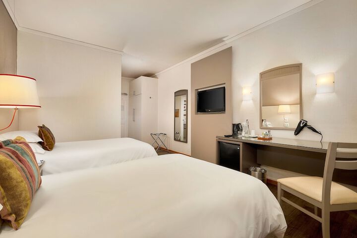 Room 8 of 46