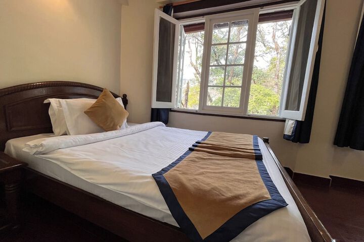 Room 55 of 174