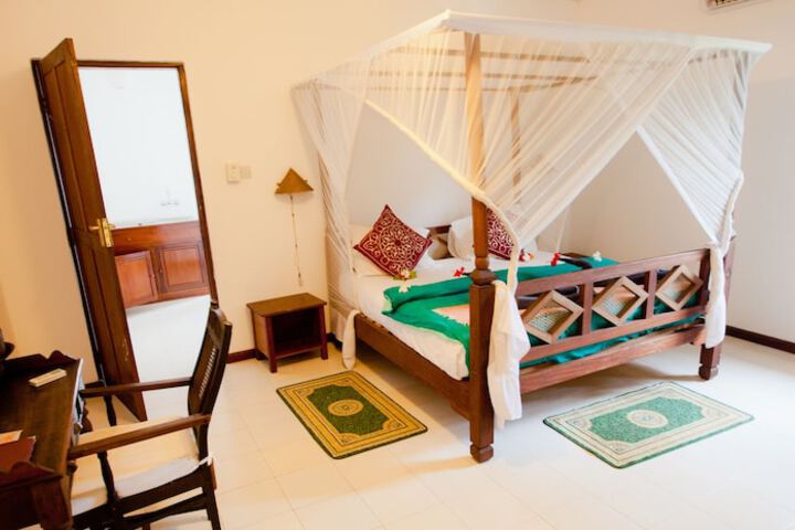 Room 3 of 46