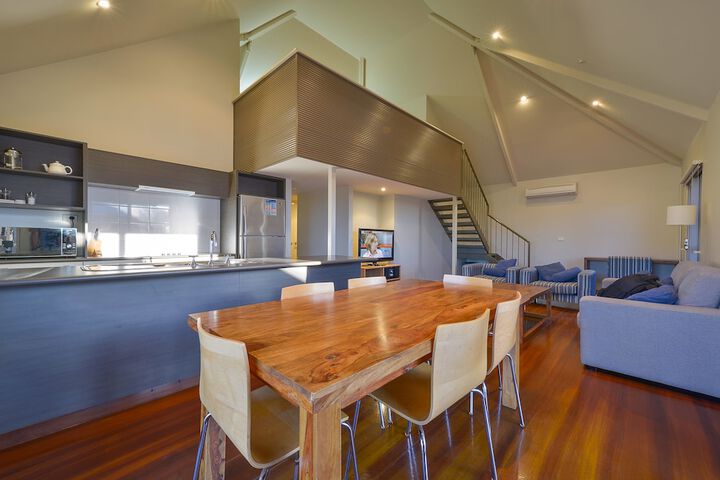 Dining Photos