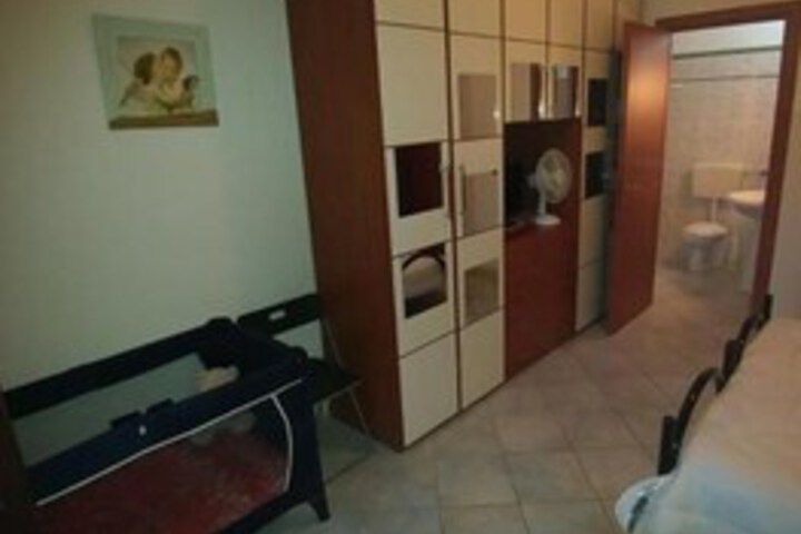 Room 13 of 15