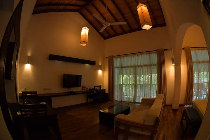 Room 30 of 94