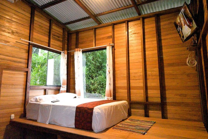 Room 2 of 13