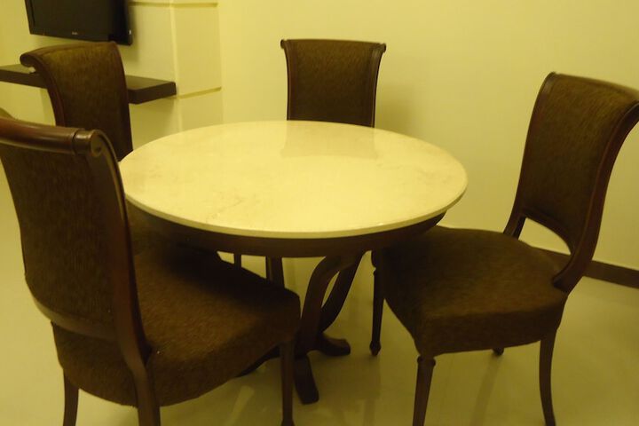 Room 20 of 98