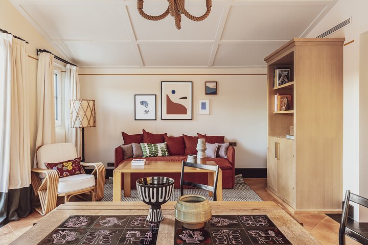 Room 40 of 114