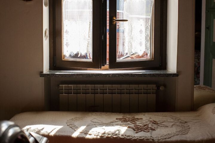 Room 28 of 235
