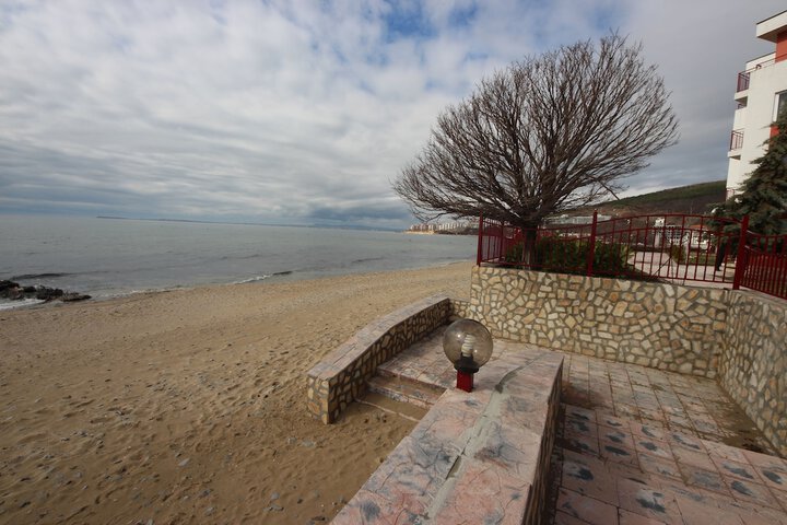 Beach 30 of 40