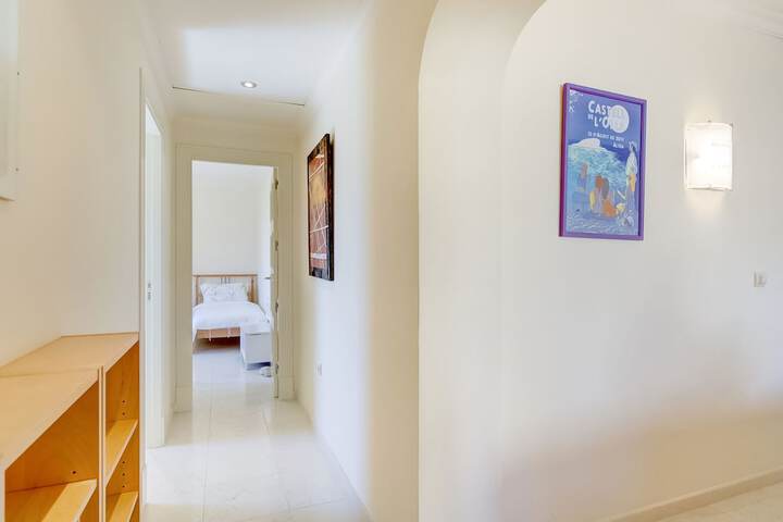 Room 3 of 36