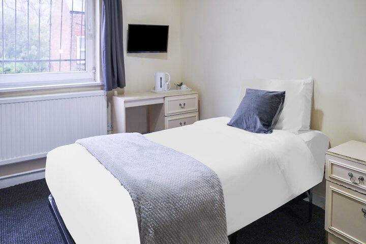 Room 15 of 26