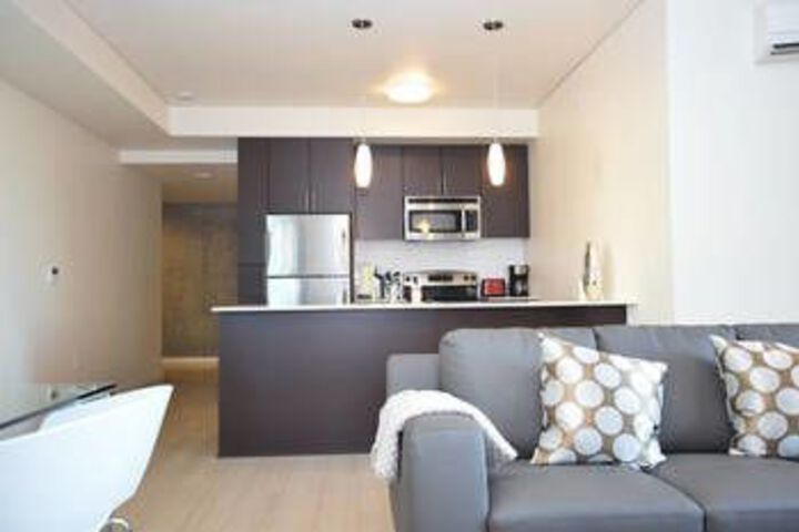 Room 10 of 22