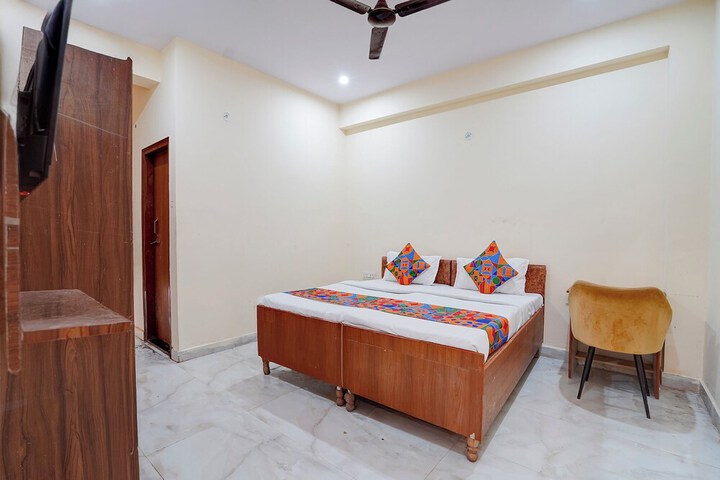 Room 14 of 29