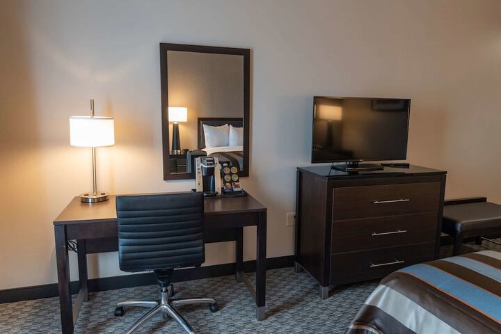 Room 17 of 54
