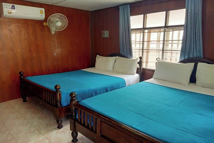 Room 38 of 59