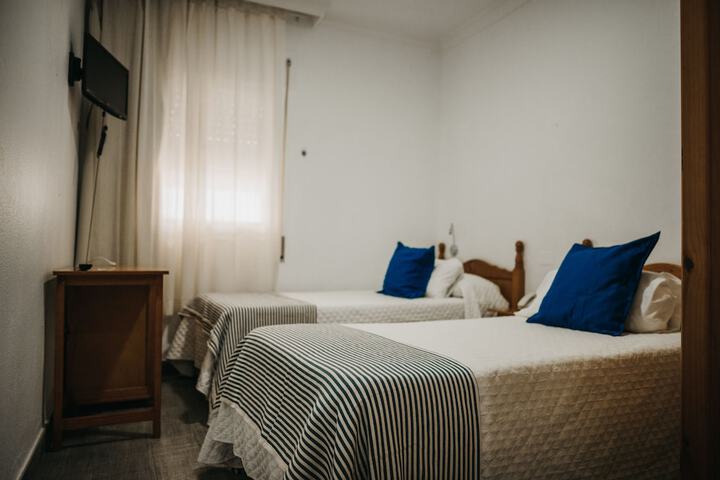 Room 40 of 89