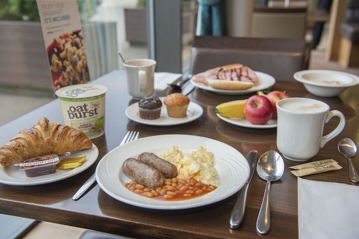 Breakfast/Coffee Service 55 of 81