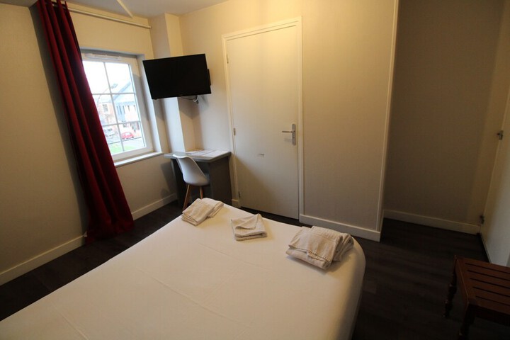 Room 13 of 69